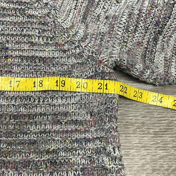 Faded Glory Speckled Gray Knit Sweater XL (16-18) - Picture 5 of 14